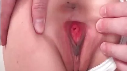 Busty در لباس زیر زنانه دوتکه داستانهای شهوانی جدید مانند نوع دختر شیطان!